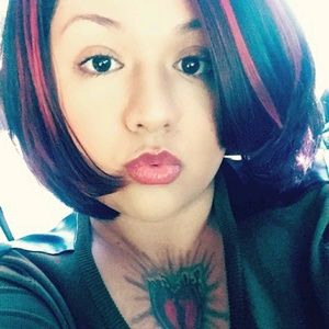 Meet your Posher, Mayra